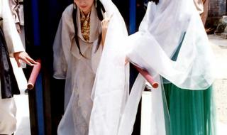 新白娘子传奇中啊啊啊的黄梅调曲目有哪些 新白娘子传奇搞笑版